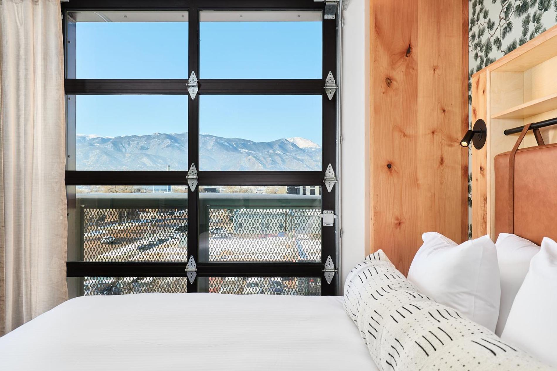 Kinship Landing Hotel Colorado Springs Kamer foto