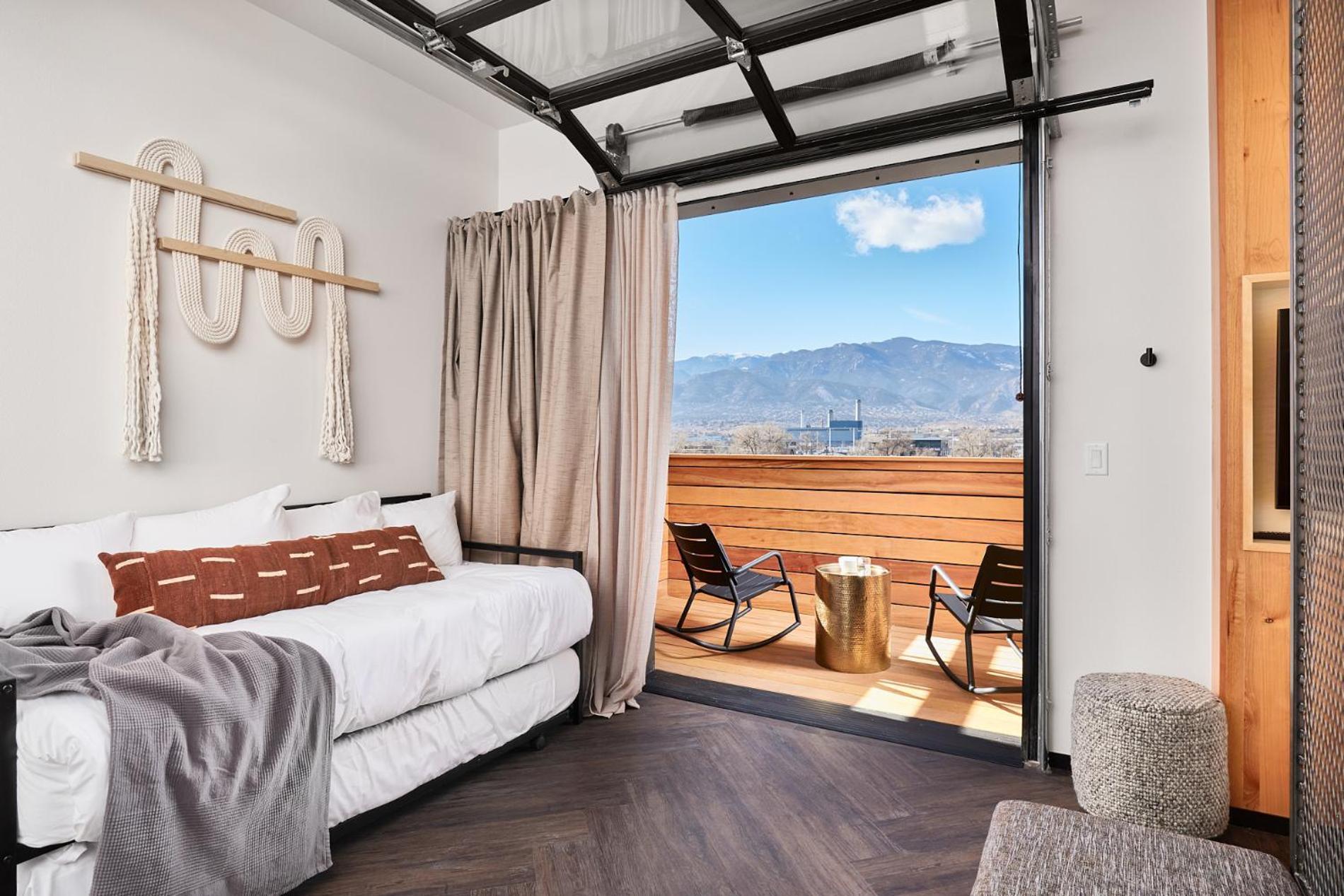Kinship Landing Hotel Colorado Springs Kamer foto