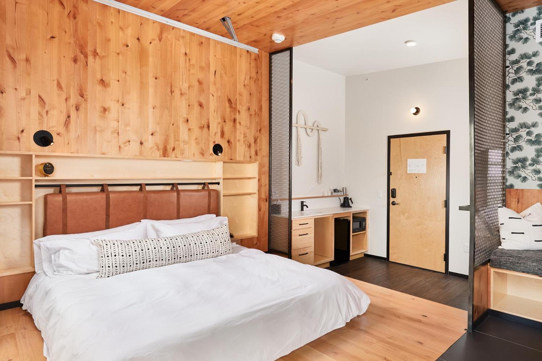 Kinship Landing Hotel Colorado Springs Kamer foto